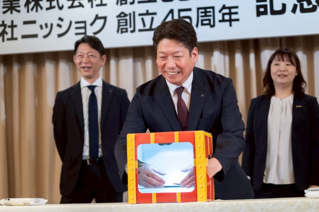 NEOFLAG事例_富士産業様、ニッショク様